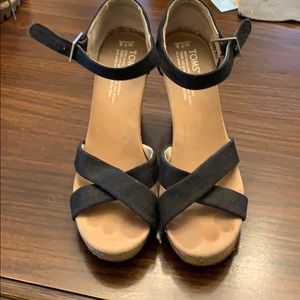 Toms wedge sandal